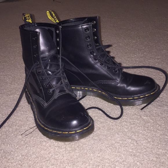 doc martens matt black